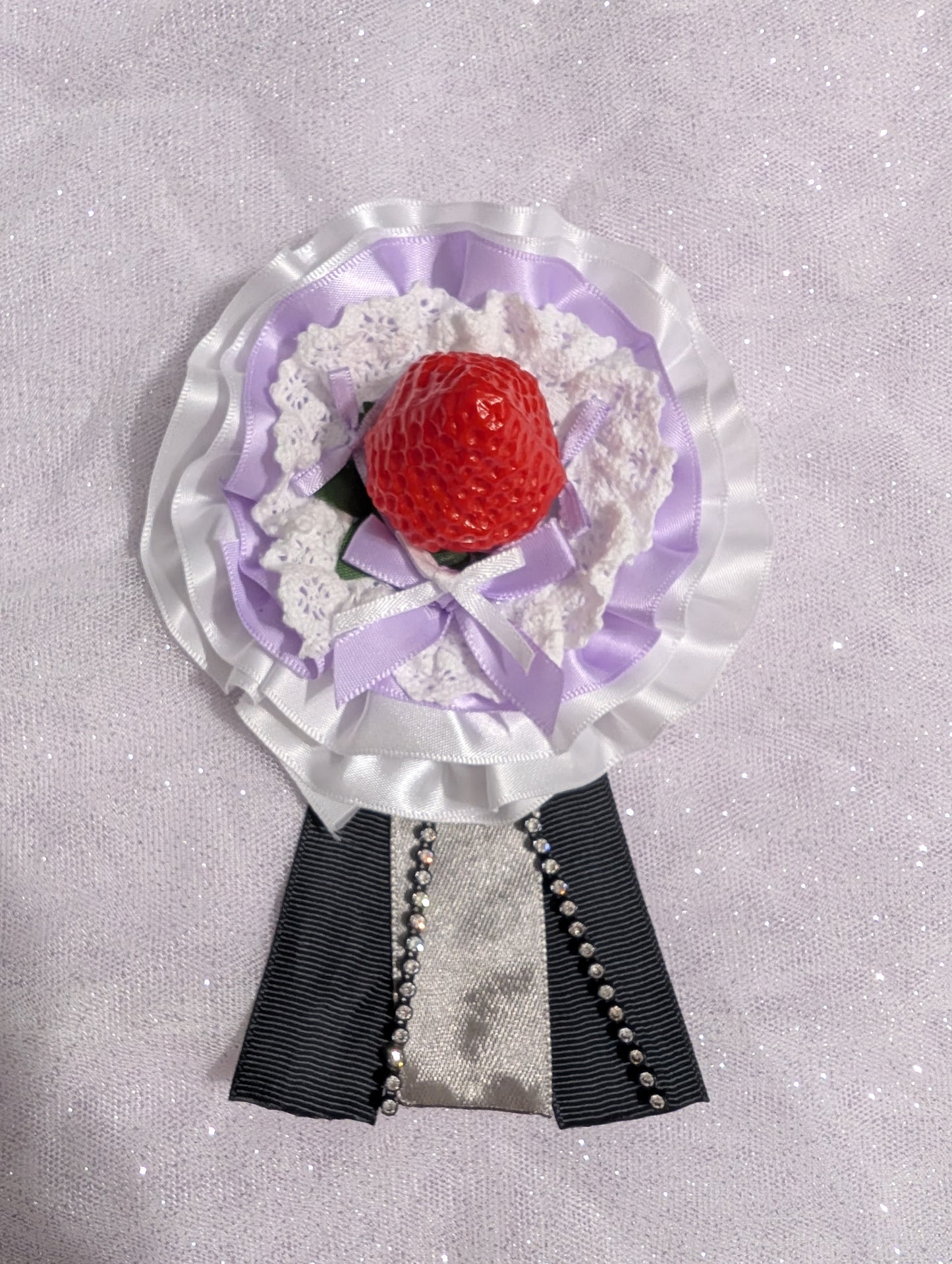 Broche Morning Tea time